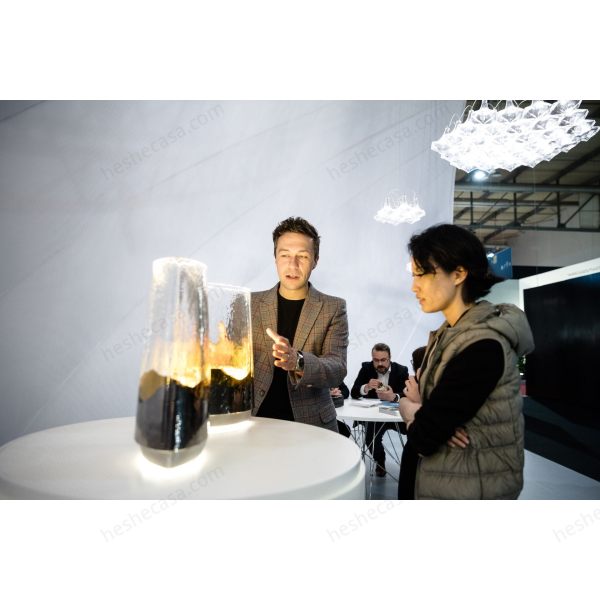 Flux-Table-Lamp台灯