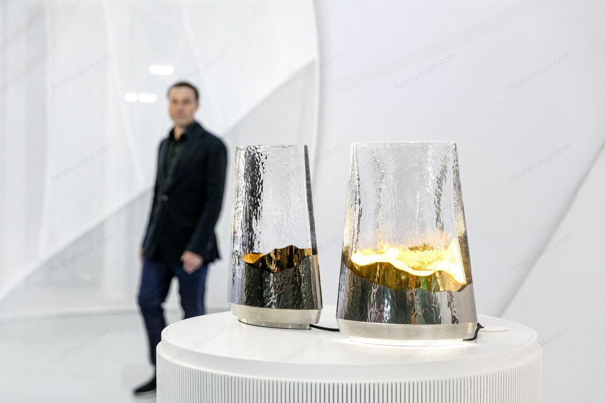 Flux-Table-Lamp台灯