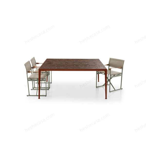 Mirto outdoor tables1 户外桌子