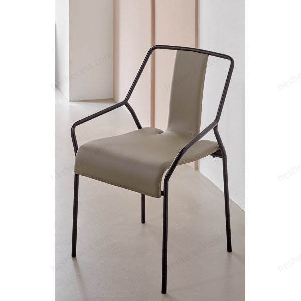 Dao Chair, Synthetic Leather单椅