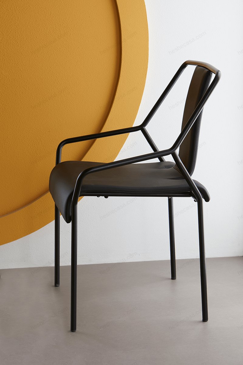 Dao Chair, Synthetic Leather单椅