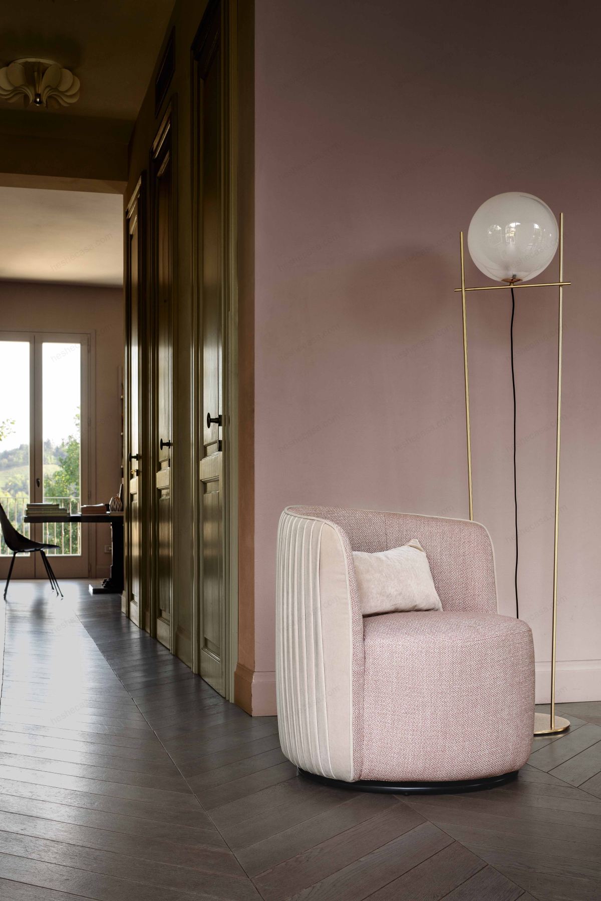 Chloè Luxury扶手椅