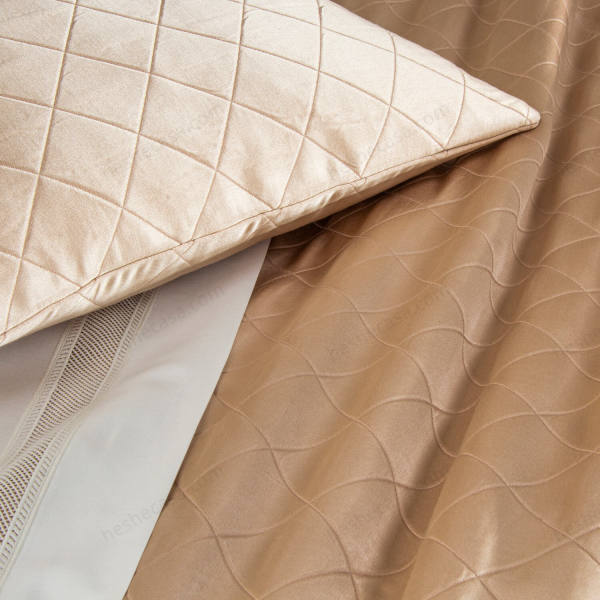 Luxury Lozenge Bedspread 床罩