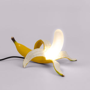 Banana Lamp Yellow Dewey台灯