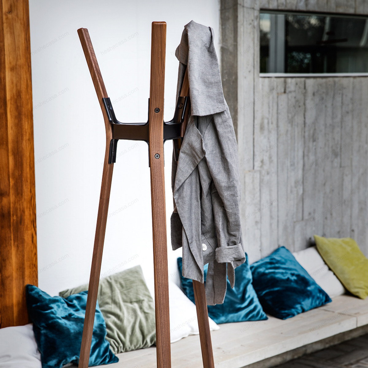 Steelwood-Coat-Stand 衣帽架