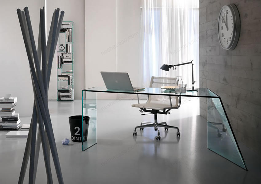 Penrose Desk办公桌