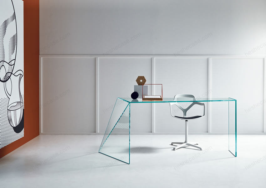 Penrose Desk办公桌