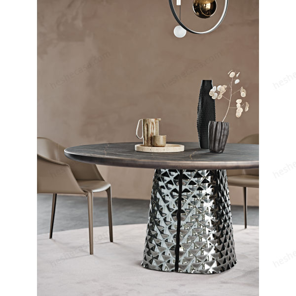 Atrium Keramik Premium Round餐桌