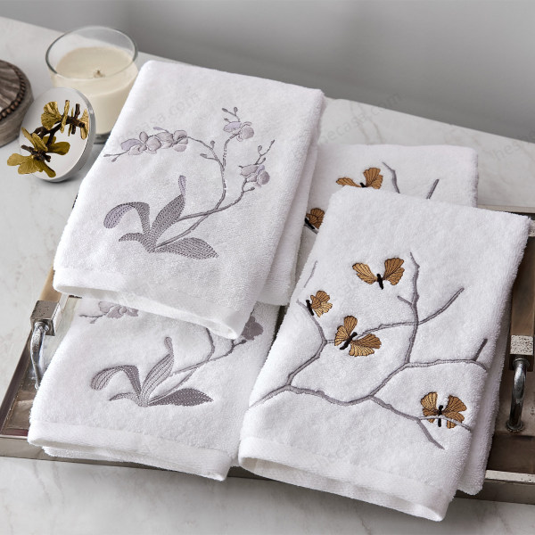 Butterfly Ginkgo Towel 毛巾