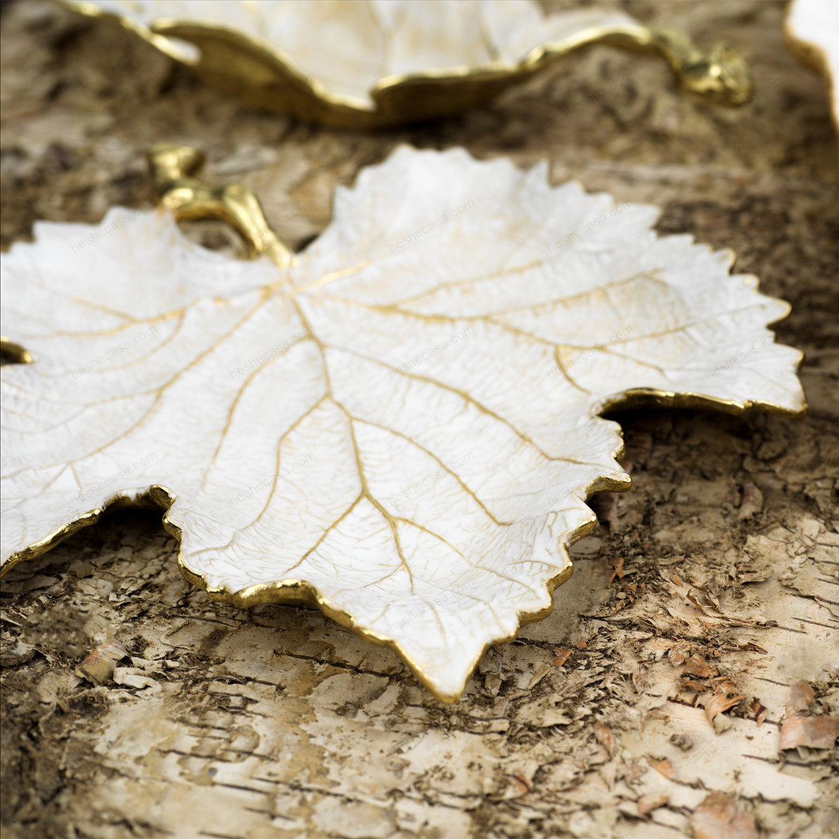 Winter Leaves Grape Leaf 托盘