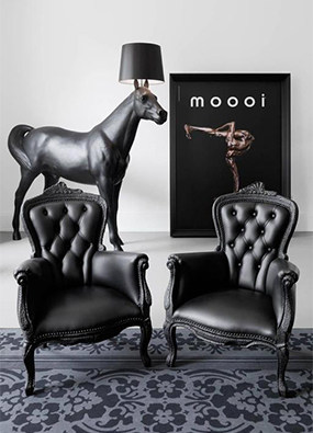 moooi极具艺术与个性的Horse落地灯