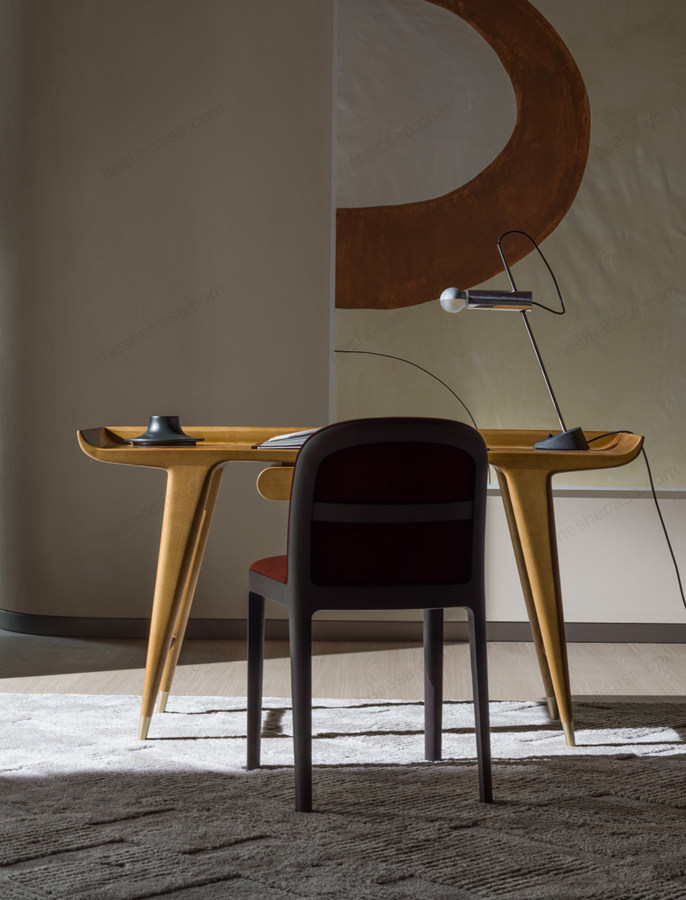 Molteni&C书桌：意大利顶级设计提升家居空间的格调 第1张