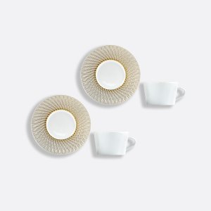Twist Again Set Of Tea Cups And Saucers 茶杯