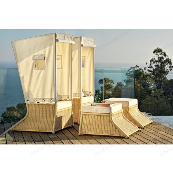 Beach Cabin 户外扶手椅