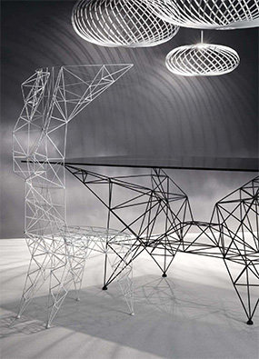 pylon椅子倾注设计师Tom Dixon的设计审美倾向