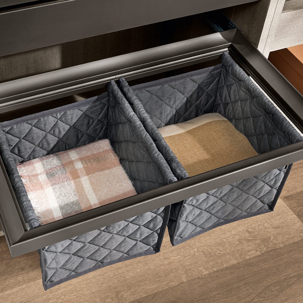 Bed linen storage for drawer 床品收纳框