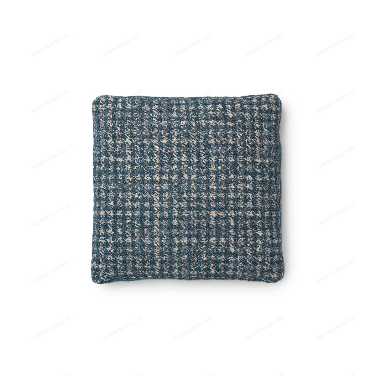 CUSHION BETTY 01靠垫