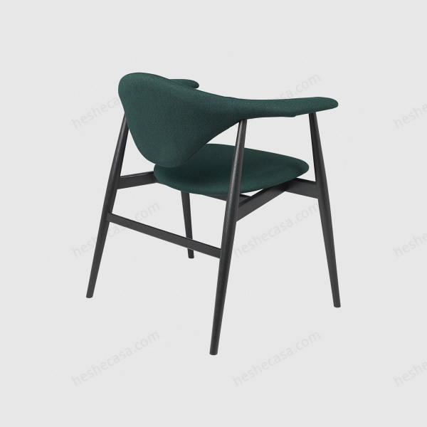 Masculo-Upholstered-Wood Base单椅