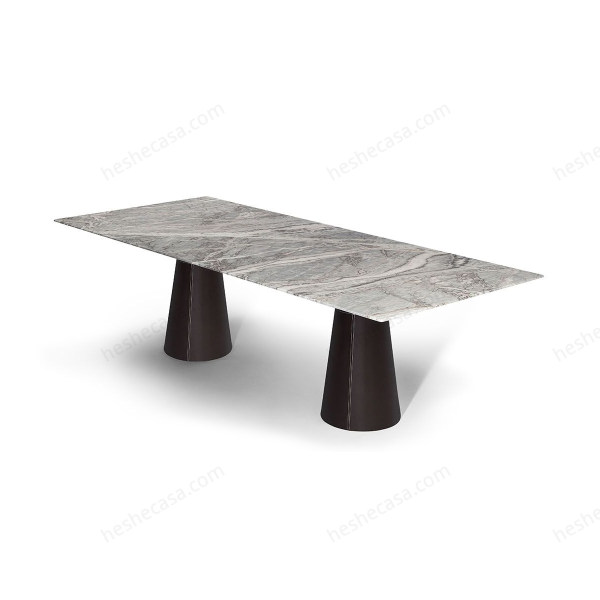 Mesa Due餐桌