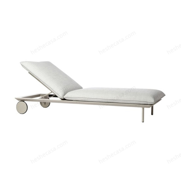Senja Lounger 户外躺椅