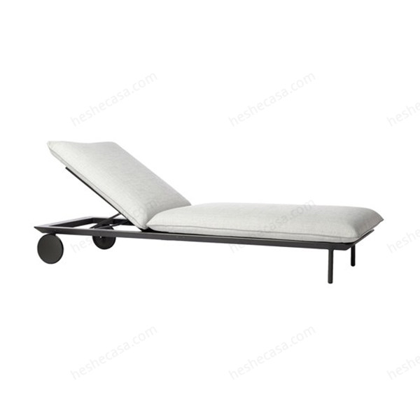 Senja Lounger 户外躺椅