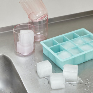 Ice Cube Tray 冰块模具