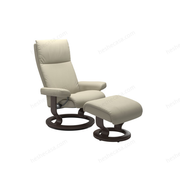 Aura Classic Chair With Footstool扶手椅