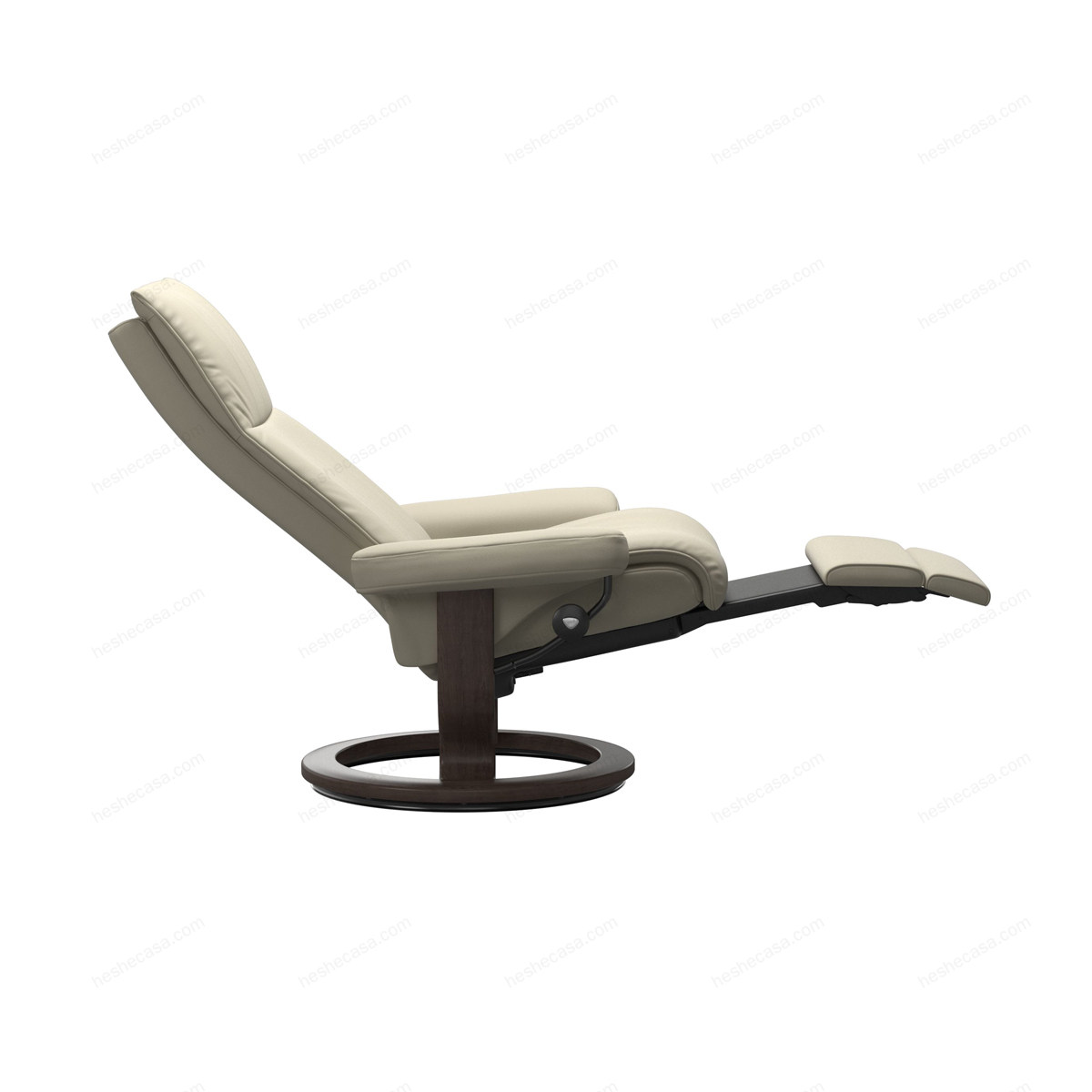 Aura Classic Power Leg扶手椅