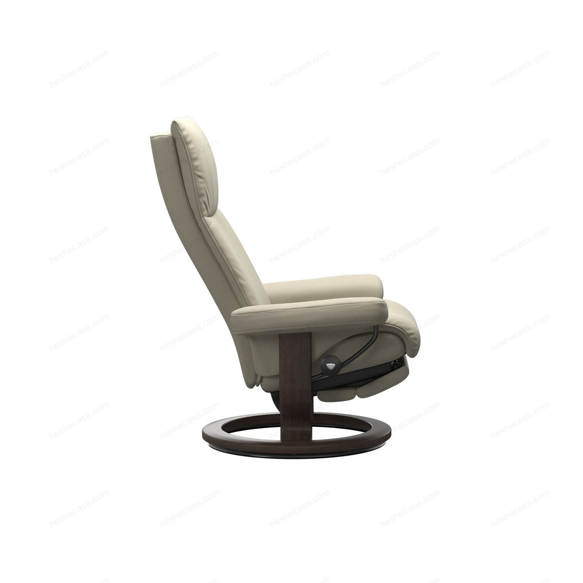 Aura Classic Power Leg扶手椅