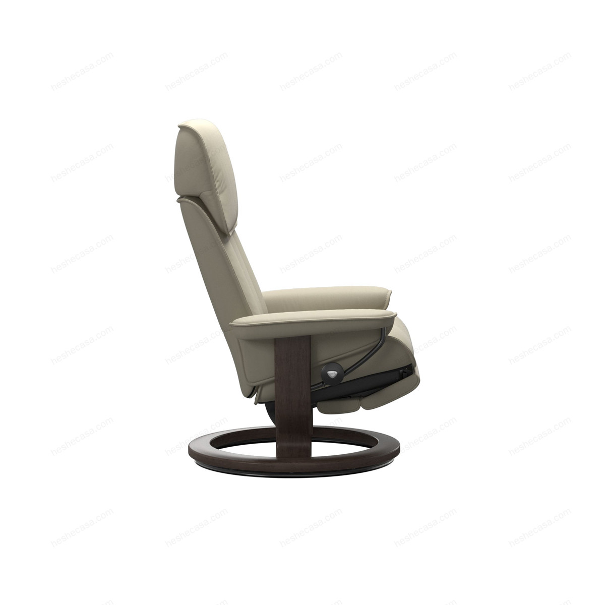 Admiral Classic Power Leg扶手椅